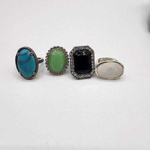 Jewelry - Lot of 4 costume rings
